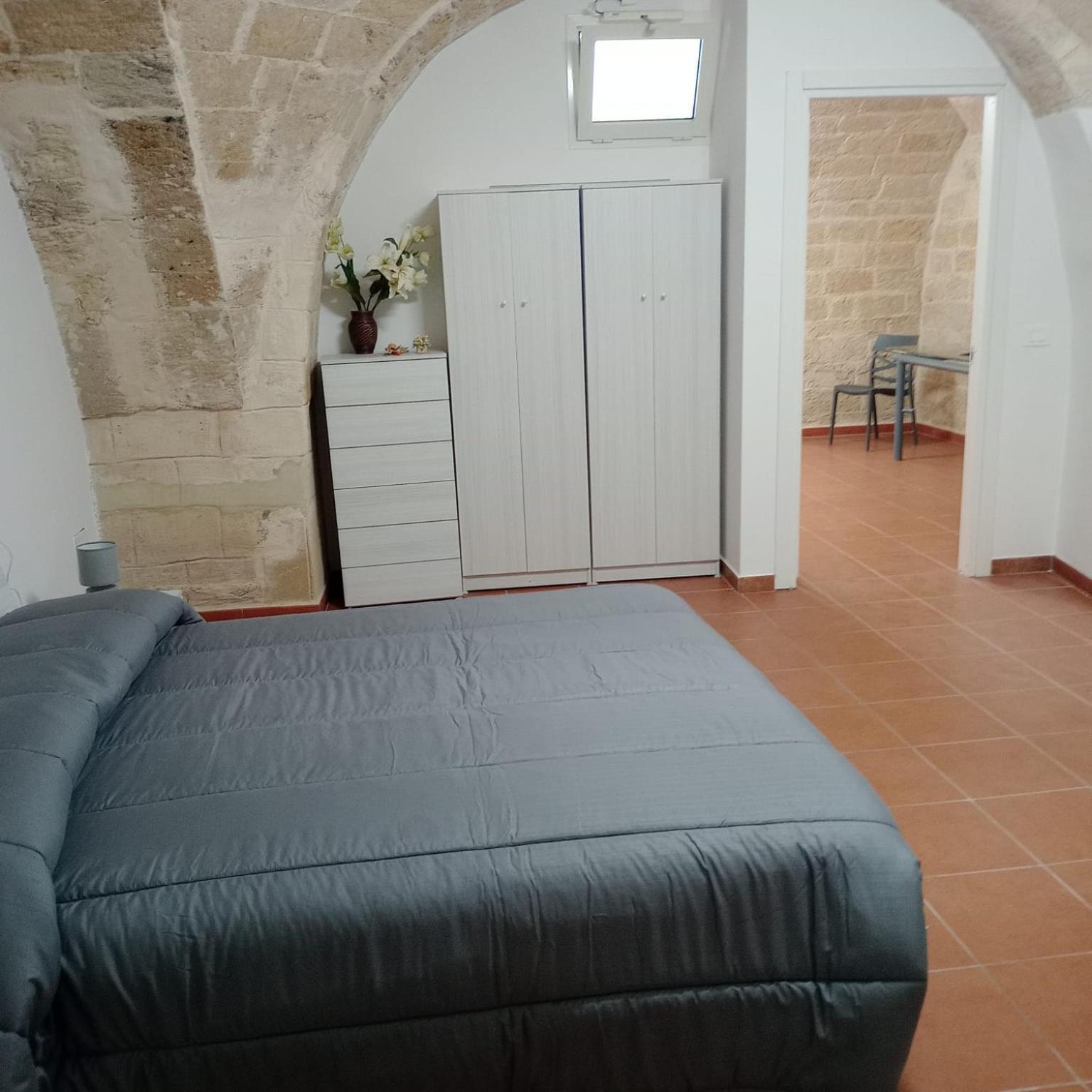 Casa Vacanza Nel Cuore Della Pietra Barletta Eksteriør bilde