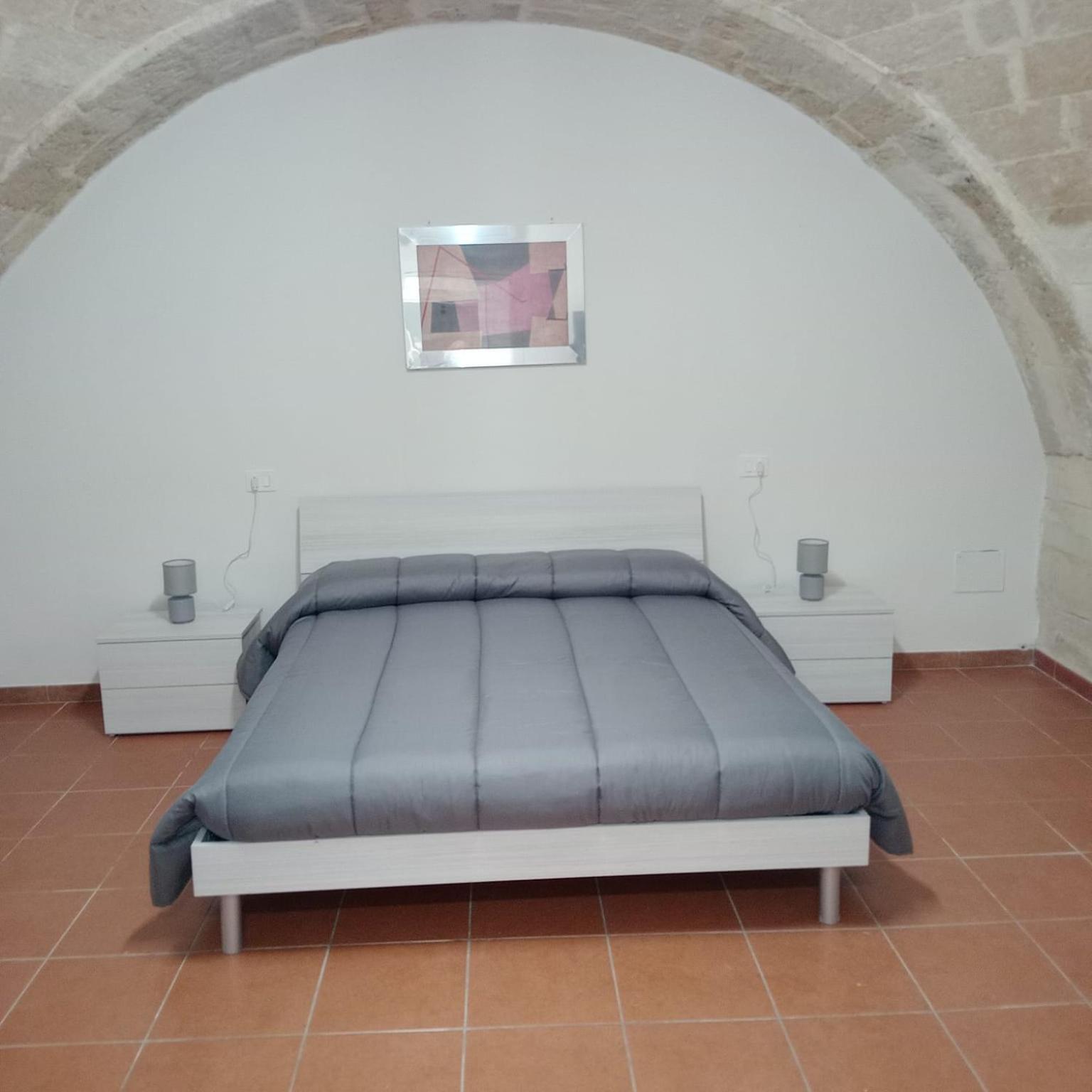 Casa Vacanza Nel Cuore Della Pietra Barletta Eksteriør bilde